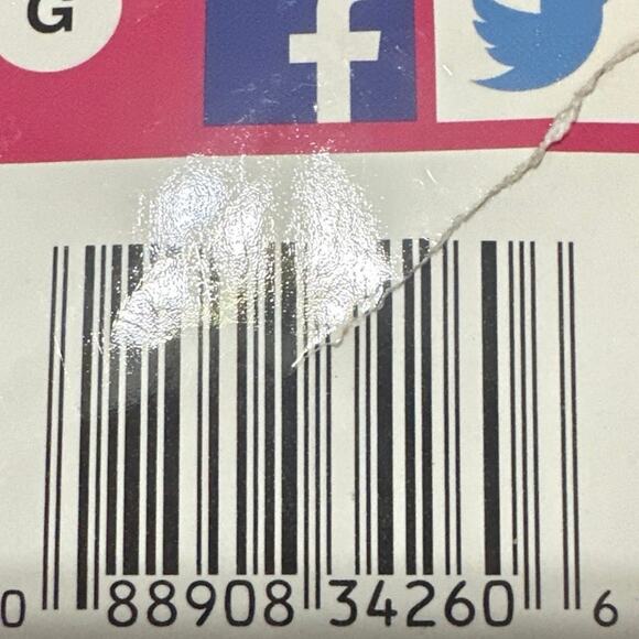 Hello Kitty Loot #2-bag, word find, frame, 2pictures, light wall cover,pez & key - Picture 7 of 12